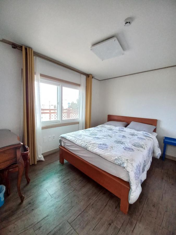 Good Day Pension Seogwipo Exterior foto